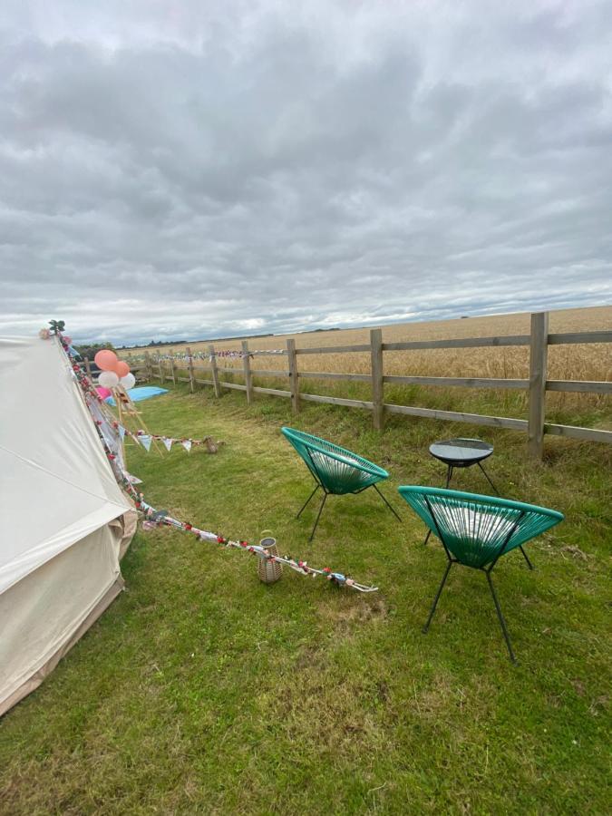 فندق Country Bumpkins Luxury Glamping Wellingore المظهر الخارجي الصورة