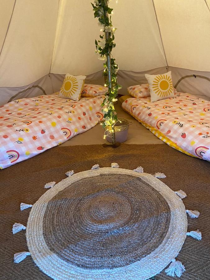 فندق Country Bumpkins Luxury Glamping Wellingore المظهر الخارجي الصورة